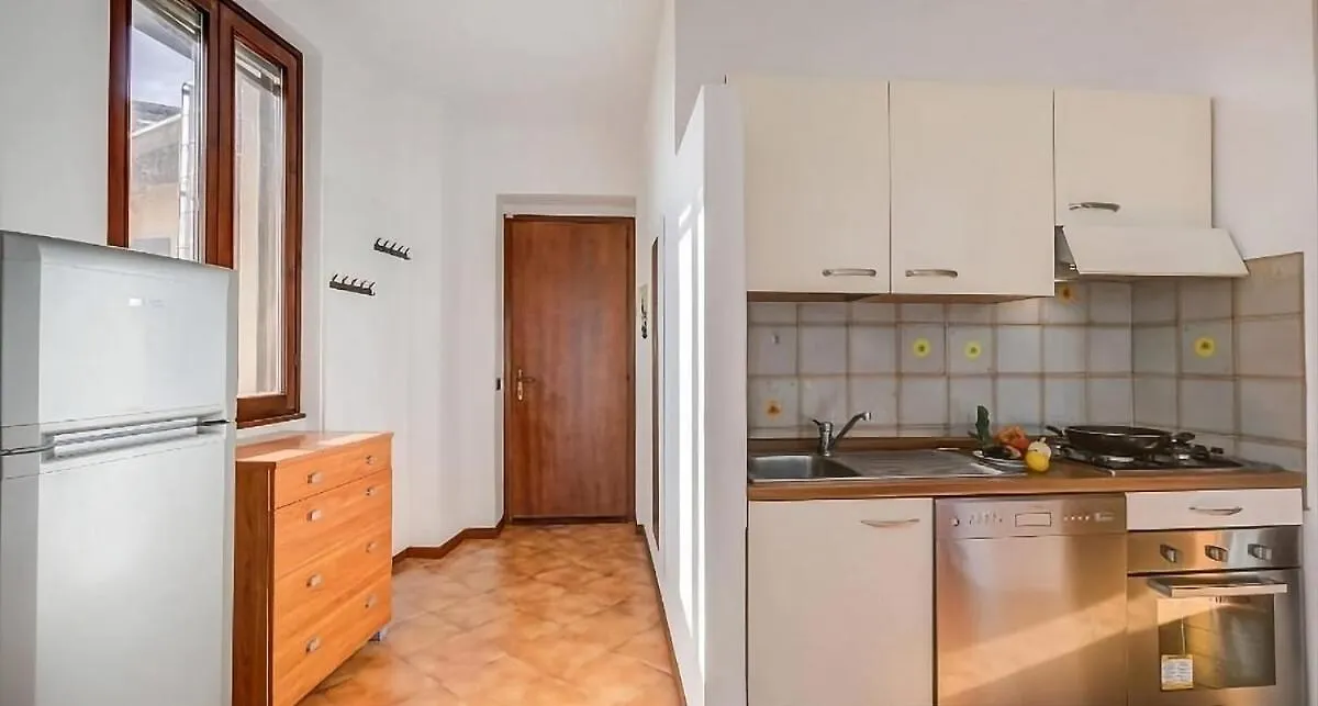 Esclusiva Vista Lago Con Piscina E Parcheggio -Salo- Roe Appartement